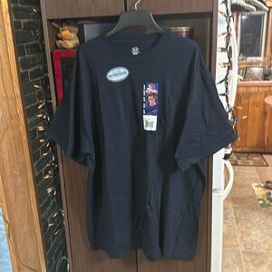 NWT men’s classic comfort tee in size 2X